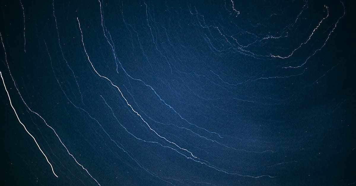 Un mystère céleste : la spirale bleue décryptée par un expert