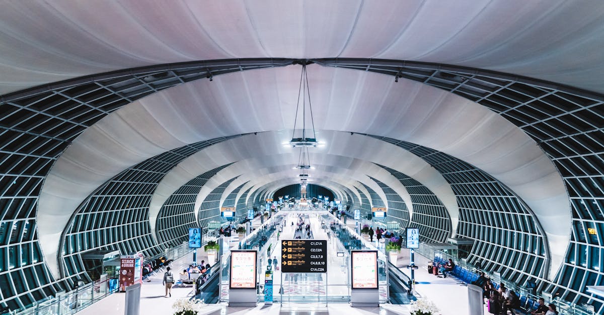 découvrez l'univers de l'aviation d'affaires : services personnalisés, flexibilité, confort et efficacité pour vos voyages professionnels. optimisez vos déplacements avec des solutions adaptées à vos besoins.