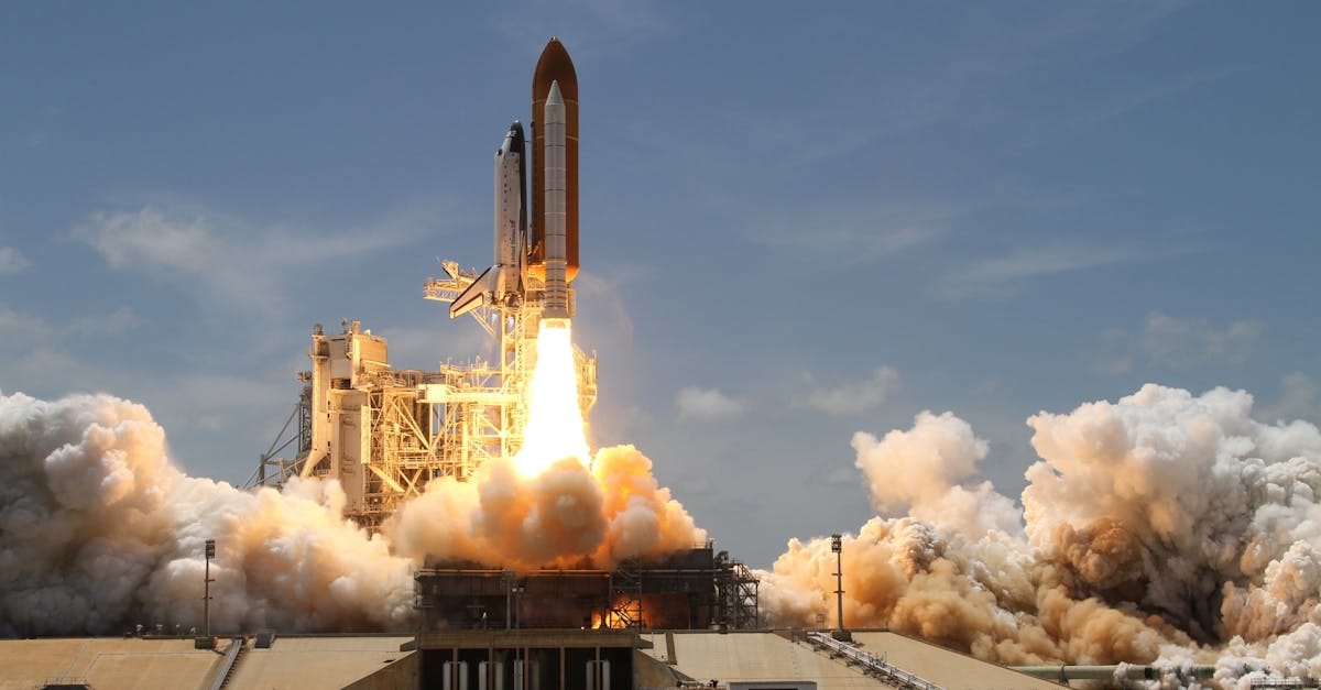 découvrez l'univers fascinant de l'aérospatial, où l'innovation technologique et les avancées scientifiques se rejoignent pour façonner l'avenir de l'aviation et de l'exploration spatiale. plongée au cœur des défis et des réalisations de l'industrie aérospatiale.