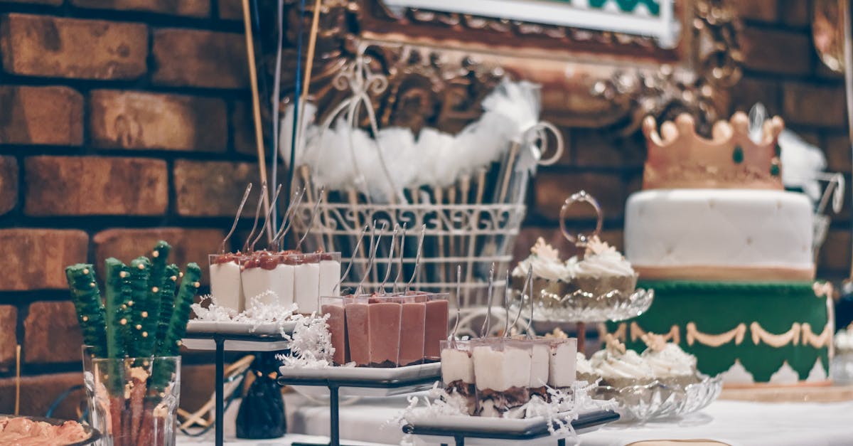 découvrez notre délicieuse mousse au chocolat, un dessert léger et crémeux qui fond dans la bouche. parfait pour les amateurs de chocolat, cette recette facile à préparer ravira vos papilles et apportera une touche de douceur à vos repas.