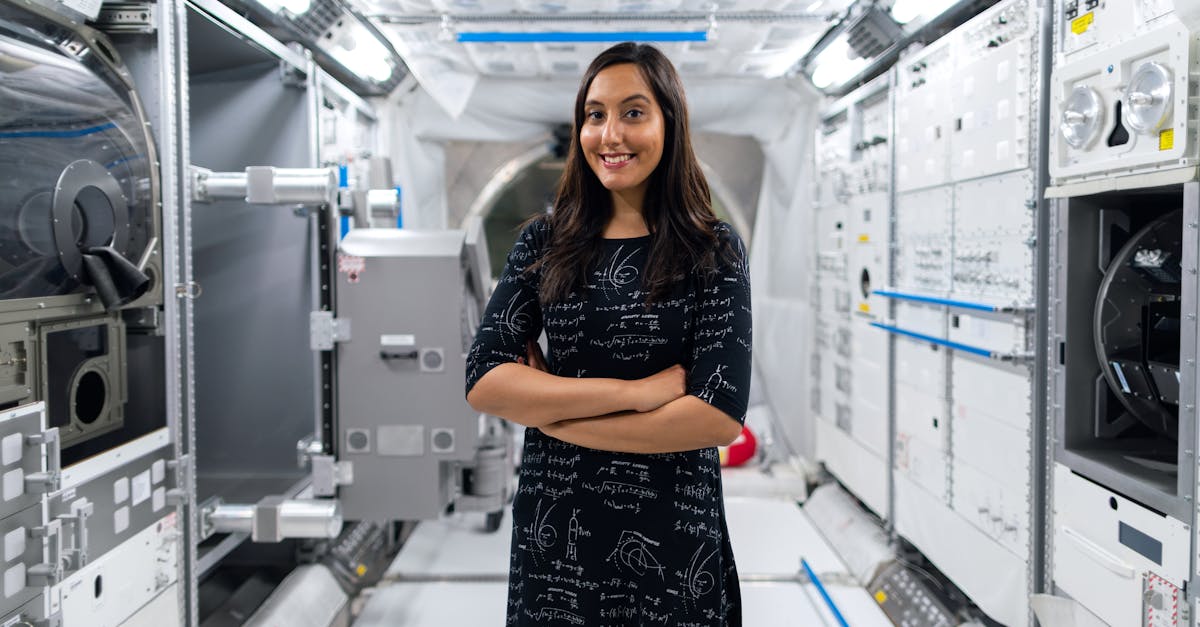 découvrez les avancées fascinantes de la technologie spatiale, de l'exploration des planètes à l'innovation des satellites, et comment elles transforment notre compréhension de l'univers.
