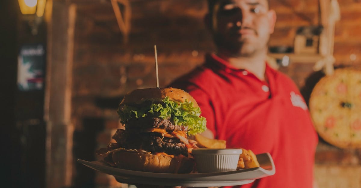 découvrez notre restaurant chaleureux, où chaque plat est préparé avec des ingrédients frais et de saison. savourez une expérience culinaire unique, alliant gastronomie traditionnelle et touches modernes, dans une ambiance conviviale et accueillante.