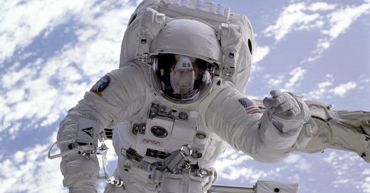 découvrez l'industrie aérospatiale, ses innovations technologiques et ses défis. explorez les avancées en matière d'ingénierie aéronautique et spatiale, ainsi que l'impact environnemental et les opportunités professionnelles dans ce secteur fascinant.