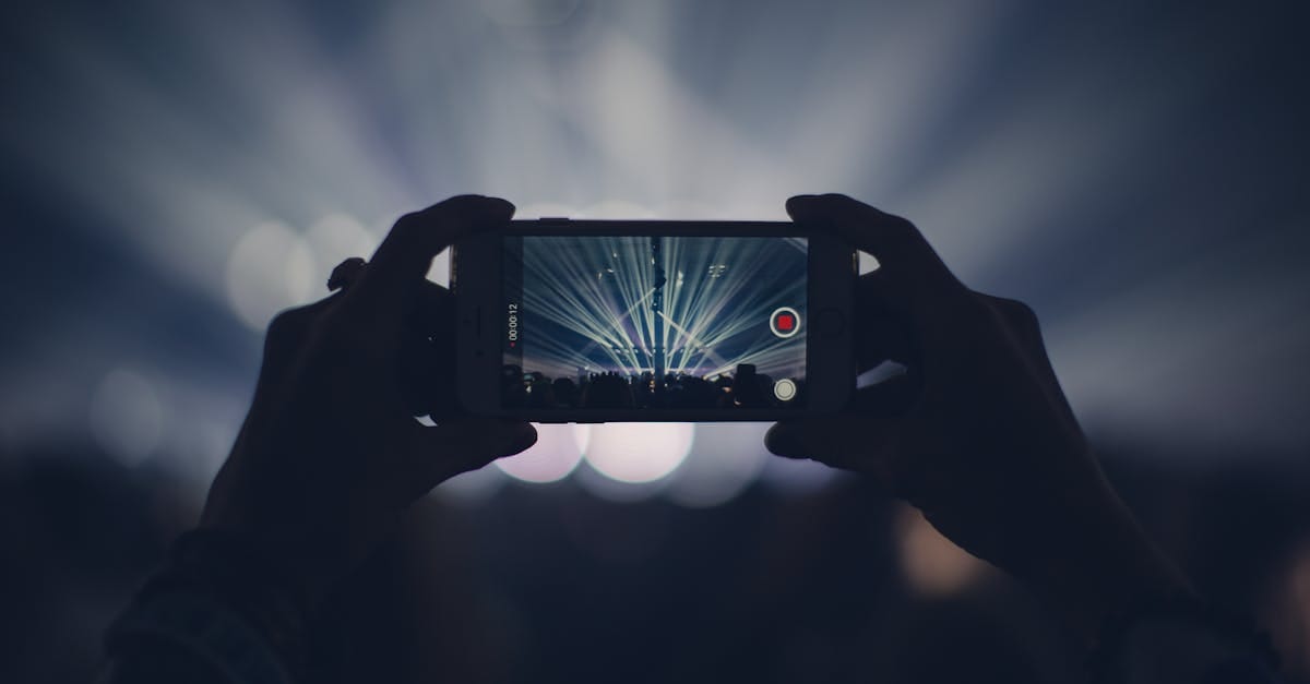 vivez une expérience musicale inoubliable avec notre concert exceptionnel ! rejoignez-nous pour une soirée remplie de rythmes envoûtants et de performances live captivantes qui vous feront vibrer au son de vos artistes préférés.