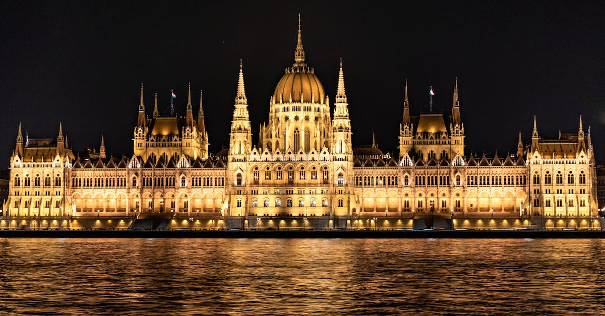 découvrez la hongrie, un pays riche en histoire, culture et paysages époustouflants. explorez budapest, ses thermes et ses monuments emblématiques, tout en savourant la délicieuse cuisine hongroise. partez à l'aventure et laissez-vous séduire par les charmes de ce joyau d'europe centrale.