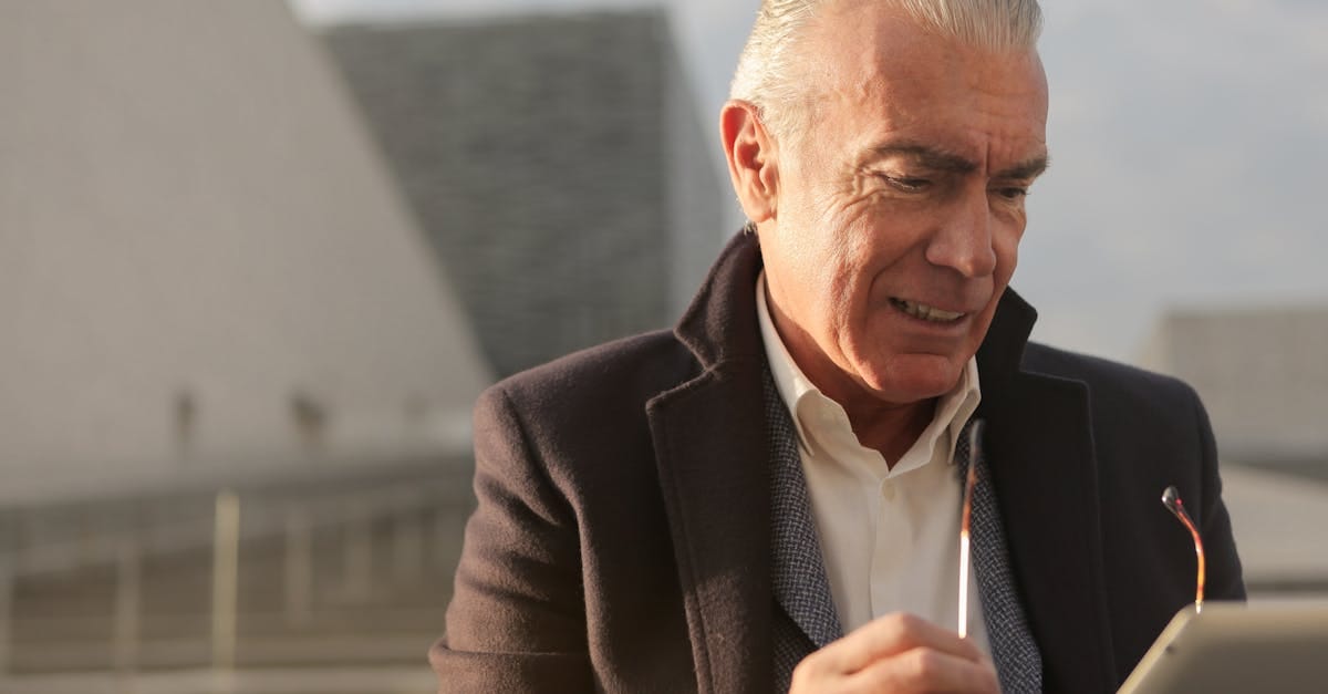 découvrez les clés du leadership efficace avec nos conseils, stratégies et outils pour inspirer et motiver votre équipe vers le succès. développez vos compétences en management et apprenez à guider avec confiance.