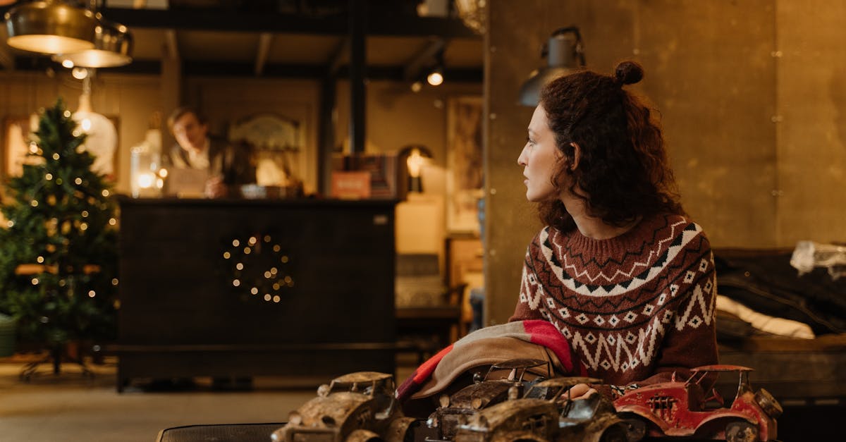 découvrez la magie des marchés de noël, où l'artisanat, la gastronomie et l'ambiance festive s'unissent pour créer une expérience inoubliable. plongez dans l'esprit des fêtes avec des décorations scintillantes, des chants de noël et des délices culinaires à chaque coin de rue.
