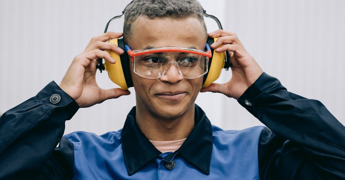 découvrez nos solutions innovantes pour la réduction du bruit. améliorez votre confort et votre bien-être grâce à nos techniques efficaces et nos produits de haute qualité conçus pour atténuer les nuisances sonores.