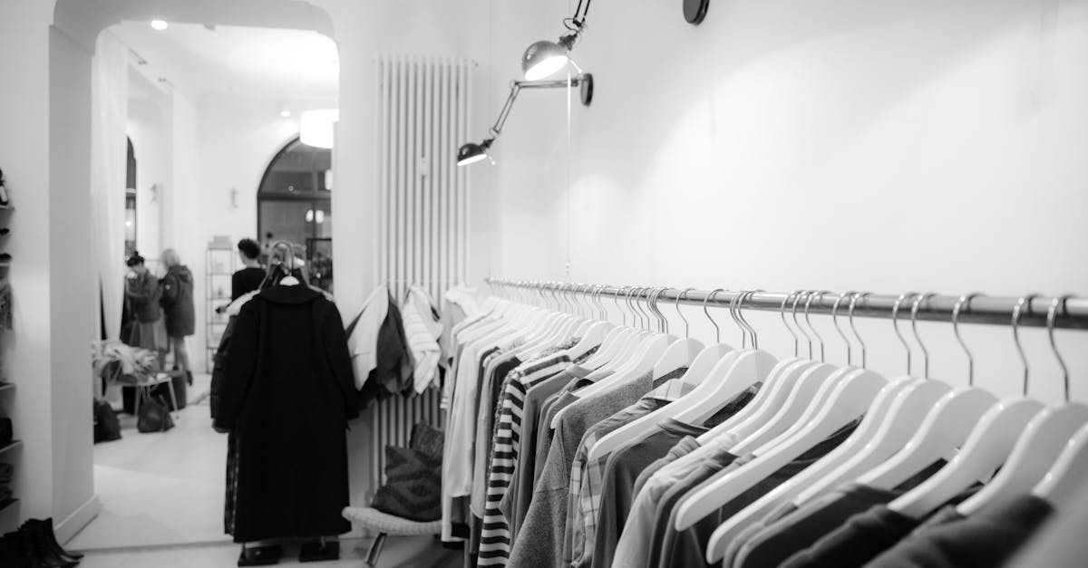 découvrez l'univers dynamique du retail, où innovation et expérience client se rencontrent. explorez les tendances actuelles, les stratégies gagnantes et les conseils d'experts pour optimiser votre commerce et attirer toujours plus de clients.